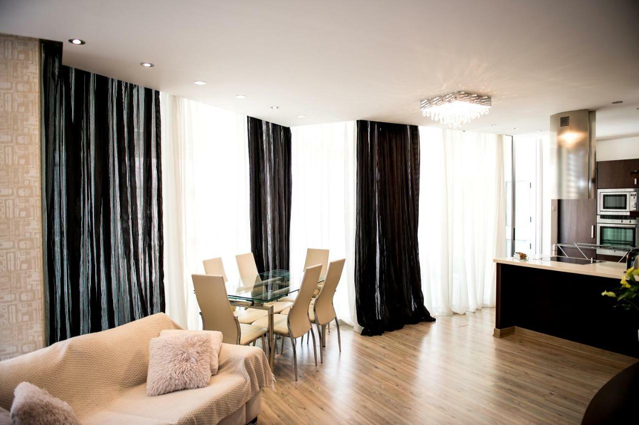Sophia Court Apartment Larnaca Buitenkant foto